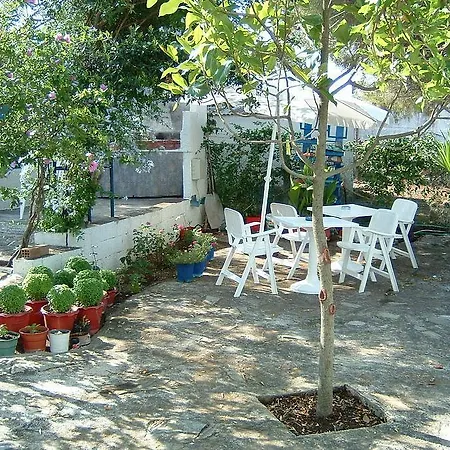 Pleiades Studios&maisonettes Stafylos